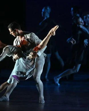 Nutcracker! Magical Christmas Ballet